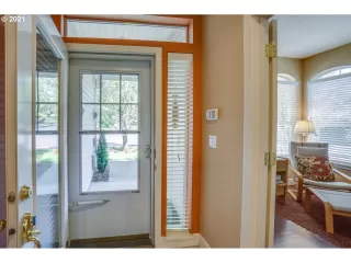 Photo #4: 21578175 Listing