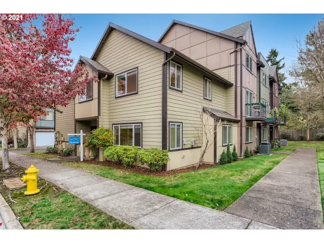 MLS: 21578409 Condo For Sale