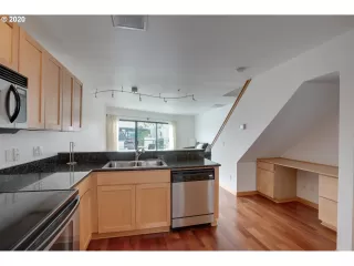 Photo #4: 21578803 Listing 