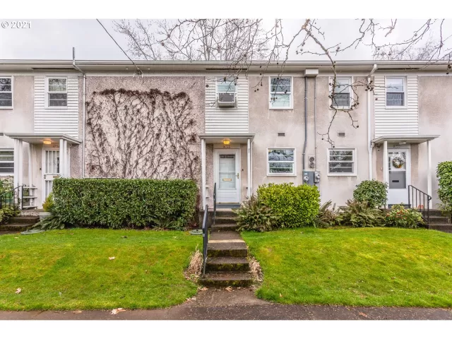 MLS: 21579080 Condo For Sale