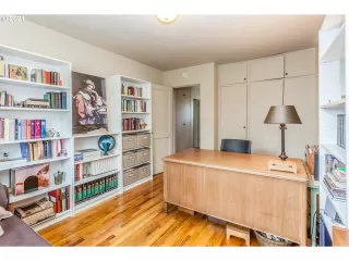 Photo #5: 21579080 Listing