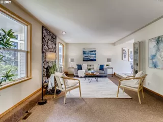 Photo #5: 21579481 Listing