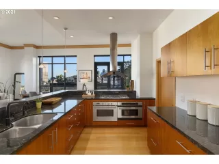 Photo #6: 21580021 Listing 
