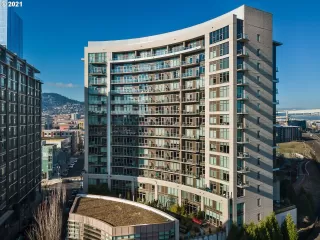 Photo #2: 21580245 Listing