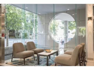 Photo #3: 21580864 Listing