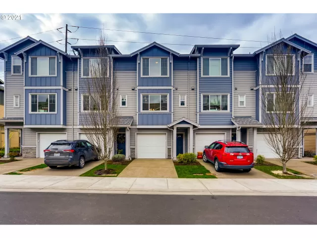 MLS: 21581633 Condo For Sale