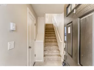 Photo #4: 21581633 Listing 