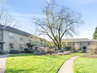 Photo #1: 21582416 Listing