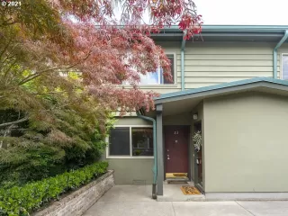 Photo #1: 21582526 Listing