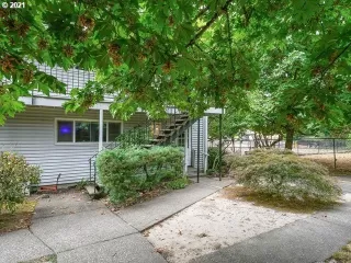 Photo #1: 21582646 Listing