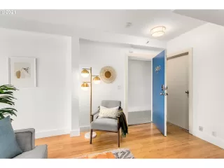 Photo #1: 21582790 Listing