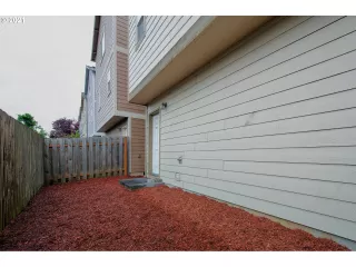 Photo #6: 21582818 Listing 