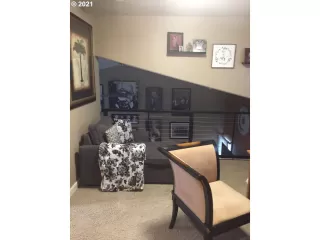 Photo #6: 21582957 Listing