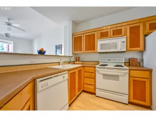 Photo #1: 21582975 Listing