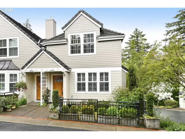 MLS: 21584047 Condo For Sale