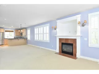 Photo #5: 21584047 Listing 