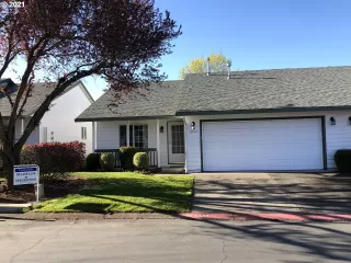 Photo #1: 21585376 Listing