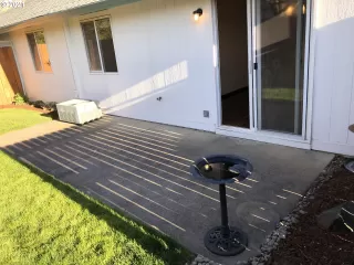 Photo #6: 21585376 Listing