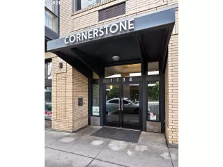 Photo #2: 21585995 Listing