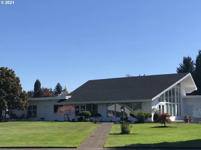 MLS: 21586509 Condo For Sale