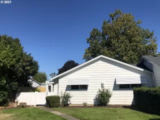 Photo #4: 21586509 Listing