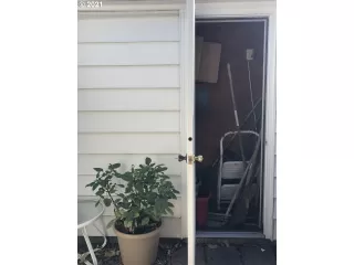 Photo #6: 21586509 Listing