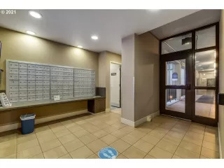 Photo #2: 21587073 Listing