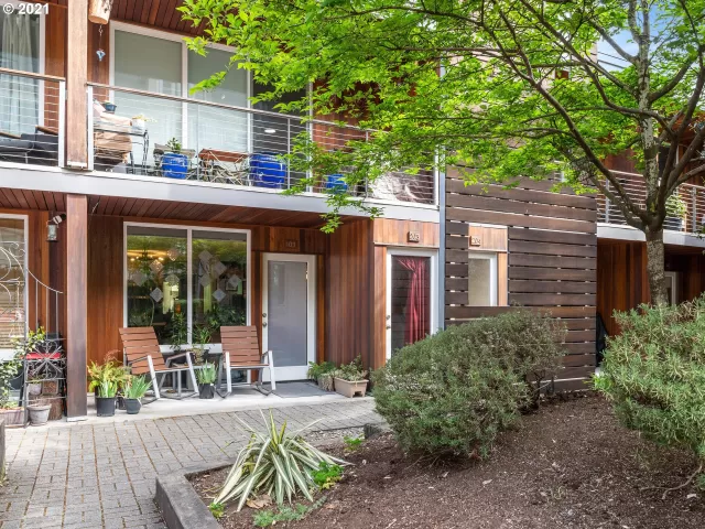 MLS: 21588032 Condo For Sale