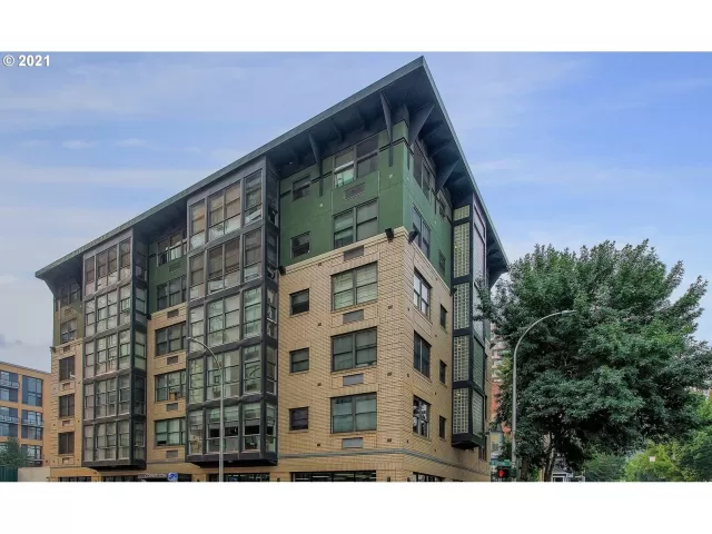 MLS: 21588432 Condo For Sale