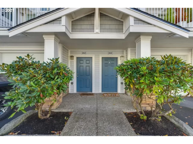 MLS: 21588646 Condo For Sale