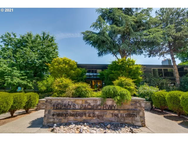 MLS: 21588878 Condo For Sale