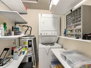 Photo #5: 21589286 Listing