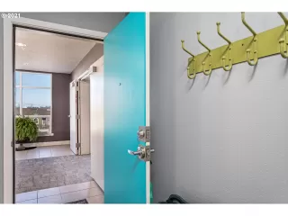 Photo #1: 21589333 Listing