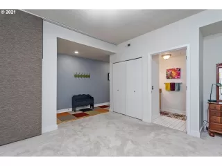 Photo #3: 21589333 Listing