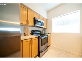 Photo #1: 21589576 Listing