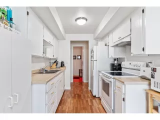 Photo #6: 21589973 Listing