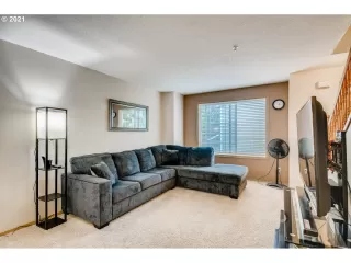 Photo #2: 21590015 Listing