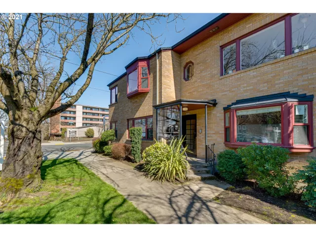 MLS: 21590904 Condo For Sale