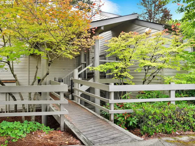 MLS: 21591338 Condo For Sale