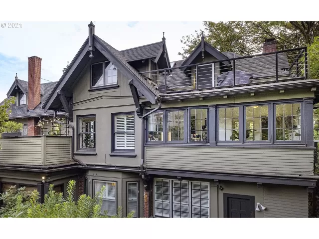 MLS: 21593632 Condo For Sale