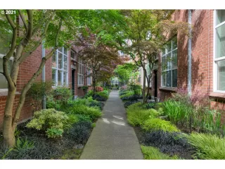 Photo #2: 21594013 Listing