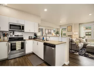 Photo #4: 21594537 Listing 