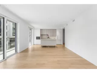 Photo #6: 21594831 Listing 