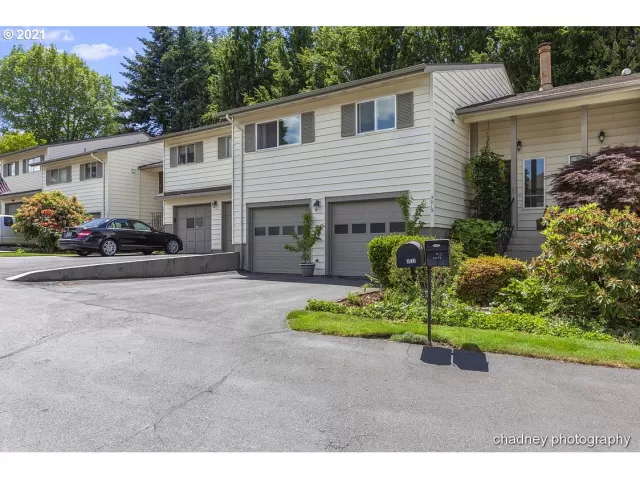 MLS: 21595120 Condo For Sale