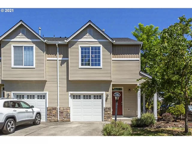 MLS: 21595295 Condo For Sale