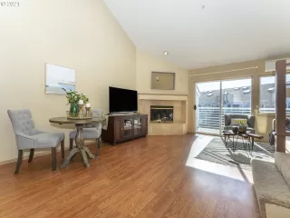 Photo #1: 21596264 Listing