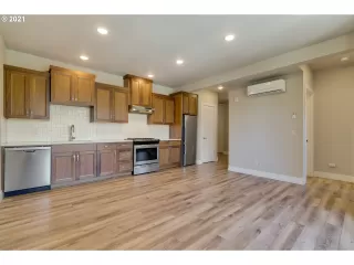 Photo #4: 21596824 Listing 