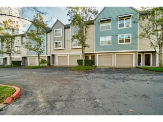 Photo #1: 21597040 Listing