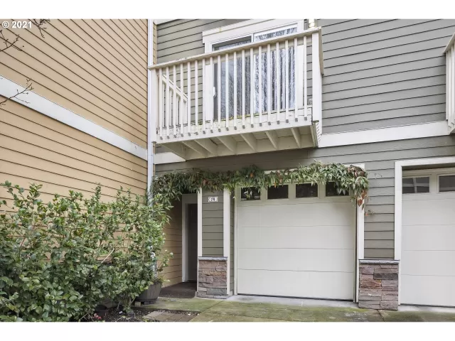 MLS: 21597309 Condo For Sale