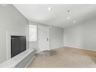 Photo #2: 21597567 Listing